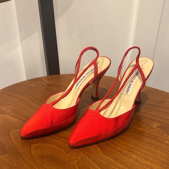 Manolo Blahnik Vibrant Red Slingback Heels Vintage 35.5 35 1/2 5.5 EUC - Picture 1 of 6